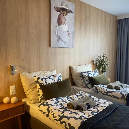 Apartment Mazowiecka F 202 *